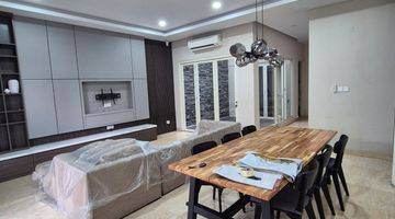 Gambar 2 Rumah Mewah Kawasan Symphonia Cluster Mozart Gading Serpong