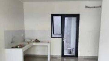 Gambar 1 Rumah 2 Lantai Bagus Semi Furnished Baroni Gading Serpong