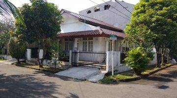 Gambar 1 Rumah Sektor 9 Hoek