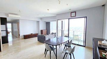 Gambar 4 Mewah Apartement The Peak Tunjungan Plaza 5 2 BR Furnished Bagus