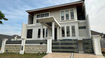 Gambar 1 Dijual Rumah 3 Lantai Semi Furnished di Royal Residence Boulevard, Surabaya