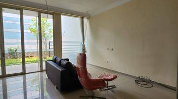 Gambar 3 Murah Rumah Kontrakan 2 Lantai Bagus Furnished di Pakuwon Indah The Mansion, Surabaya