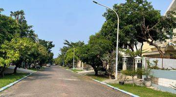 Gambar 4 Rumah Tua hitung tanah di Pantai Indah Kapuk, phinisi permai