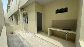 Gambar 5 Rumah 2 lantai golden BCI Rumah