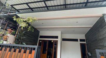 Gambar 2 Rumah SHM Semi Furnished 3 Lantai Terawat di Sariwangi Bandung Barat