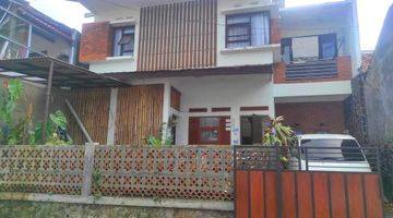 Gambar 1 Rumah 2 Lantai SHM Semi Furnished Hadap Timur di Jalan Mekarwangi Sariwangi