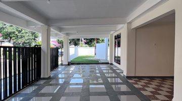 Gambar 3 Di jual rumah newly renovated di kompleks fav cinere row jalan sangat lebar posisi hook lingkungan asri dan nyaman 