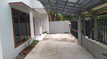 Gambar 2 Rumah 2 Lantai Unfurnished 