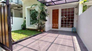 Gambar 1 Rumah Bagus 2 Lantai Semi Furnished Dekat Sekolah, Pasar Modern Bsd Nusaloka