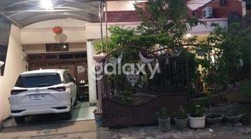 Gambar 1 Rumah Simpang Darmo Permai Selatan