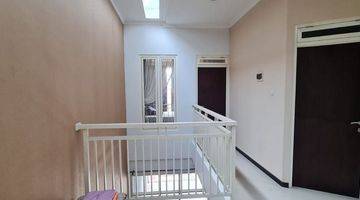 Gambar 4 Disewakan Rumah Nyaman Babatan Pratama Wiyung Semi Furnished 