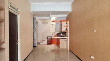 Gambar 3 Disewakan Rumah Nyaman Babatan Pratama Wiyung Semi Furnished 