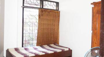 Gambar 3 Rumah Nyaman 2 Lantai Furnished Di Jl Manyar Kertoadi, Surabaya