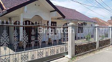 Gambar 2 Rumah besar full furnish di sayap ujung Berung