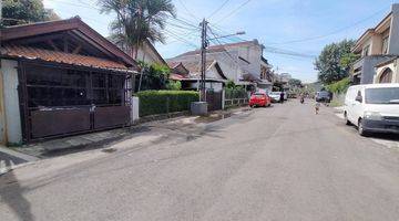 Gambar 2 Rumah terawat Jalan Inggit Garnasih Sawah Kurung Ciateul Bandung Kota