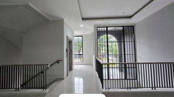 Gambar 5 Dijual Business Loft 8x18 Weston Lane Alam Sutera 3 Lantai Lift