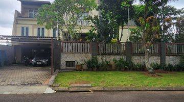 Gambar 1 Rumah Mewah SHM di Paramount Hill View Ke Lapangan Golf