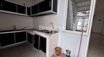 Gambar 5 KAN RUMAH DALAM PERUMAHAN ELIT GRAND CITY