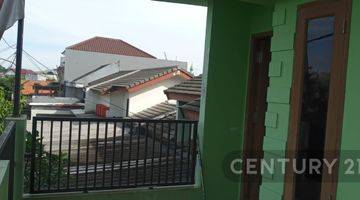 Gambar 4 RUMAH HOOK DI CILODONG DEPOK JAWA BARAT AKSES TOL