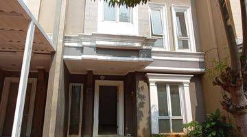 Gambar 1 Jual Rugi Harga Miring Rumah 2 Lantai di Karelia Village. Wnd Efgs