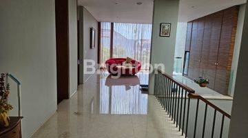 Gambar 2 Rumah Sultan Old Money Furnished 3lantai Puri Indah Jakarta Barat