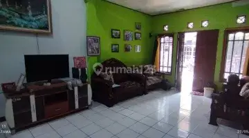 Gambar 4 Rumah 2 Lantai Butuh Renovasi SHM di Jl Ujungberung, Bandung