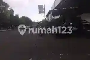 Gambar 3 Ruko di Jl A Yani, Bandung SHM