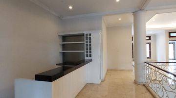 Gambar 5 For Rent Rumah Darmawangsa