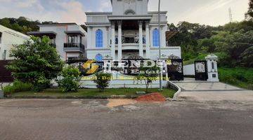 Gambar 1 Dijual Rumah Mewah Siap Huni 3 Lantai Di Sukajadi 