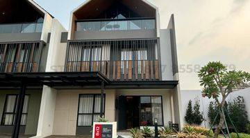 Gambar 1 Rumah 3 Lantai Dengan Attic Room di Gading Serpong