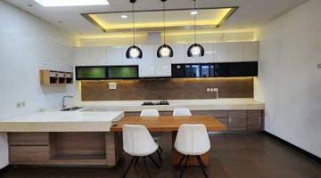 Gambar 3 Rumah 2 Lantai Bagus Semi Furnished SHM di Gading Lavender, Jakarta Utara