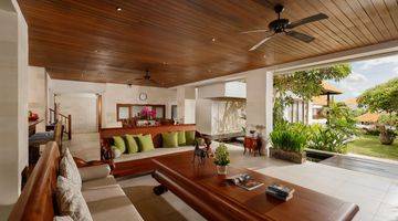 Gambar 2 9 Bedrooms Stunning Luxury Villa In Prime Area Canggu