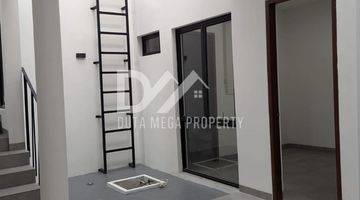 Gambar 4 Rumah Mewah 2 Lantai Design Modern, Shm, Baru Renovasi Siap Huni