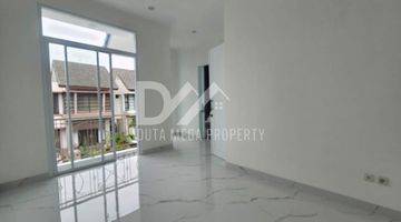 Gambar 5 Rumah Mewah 2 Lantai di Bintaro, Semi Furnished Dan Sudah SHM