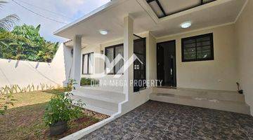 Gambar 3 Rumah Mewah Dan Luas di Blok Gr Graha Raya Bintaro Semi Furnished