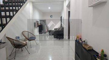 Gambar 2 Rumah Modern 2 Lantai Harga Menarik di Kawasan Cluster Graha Raya