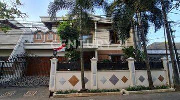 Gambar 1 Rumah 2 Lt Luxurious Mewah Dengan Kolam Renang Di Kemang NS0064