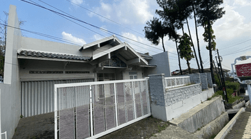 Gambar 1 Rumah 2 Lantai denga design unik lokasi Gajahmungkur Semarang