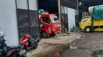 Gambar 5 DI SEWAKAN GUDANG BAGYS