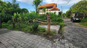 Gambar 2 Tanah Eksostis View Sungai Di Area Penatih, Denpasar