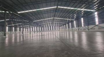 Gambar 5 Gudang Di Cikarang 2
modern Warehouse Grade