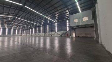 Gambar 4 Gudang Di Cikarang 2
modern Warehouse Grade