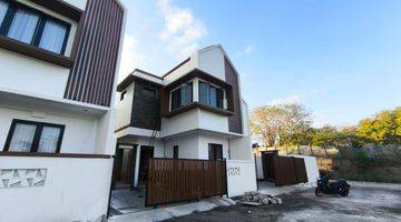 Gambar 1 DIJUAL RUMAH MODERN DUA LANTAI NUSA DUA BALI