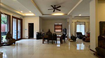 Gambar 5 De Latinos Bsd Premium House 