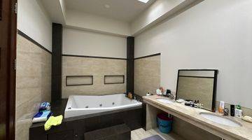 Gambar 5 De Latinos Bsd Premium House 