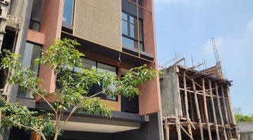 Gambar 1 For Sale Town House Ampera  Kemang Jakarta Selatan