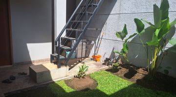 Gambar 3 Rumah 2 Lantai Furnished Area Regol Bandung