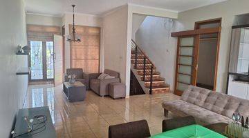 Gambar 4 Rumah 2 Lantai Furnished Area Regol Bandung