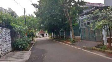 Gambar 3 Di Jual Rumah Turun Harga 2 Lantai Mewah Strategis di Billymoon Duren Sawit Jakarta Timur