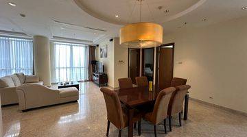 Gambar 4 Apartement Oakwood Premier Cozmo 3 BR Furnished Bagus